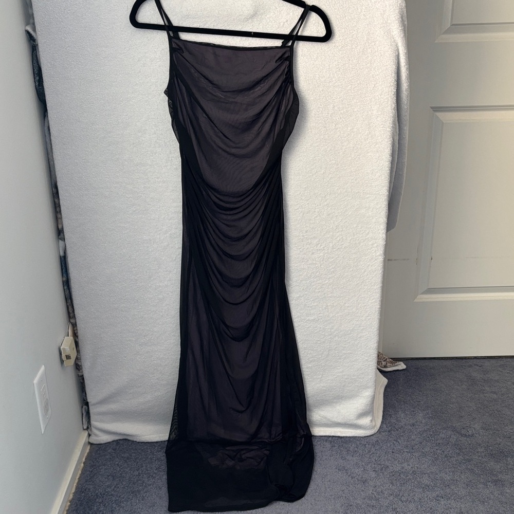 Elegant Black Evening Dress